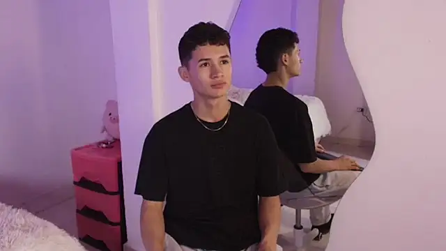 Eiden Blake online show from December 3, 11:55 pm