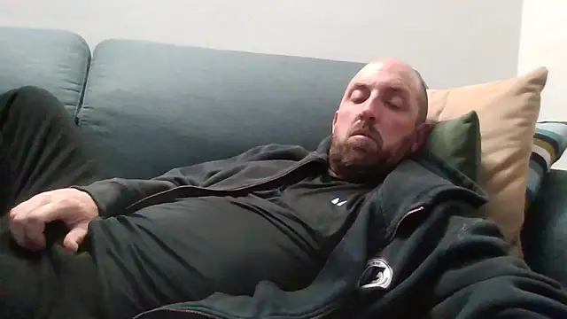 luca beech88 online show from April 9, 6:14 pm