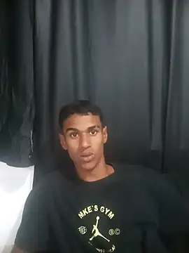 moreninhosafadinho21 online show from November 27, 10:24 pm