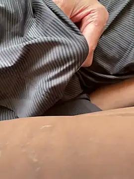 houkeiboy78 online show from February 18, 5:05 am