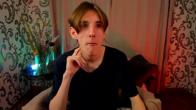 ted lun online show from November 22, 7:13 pm