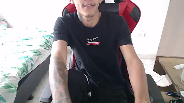 thebesthot online show from November 27, 8:34 pm