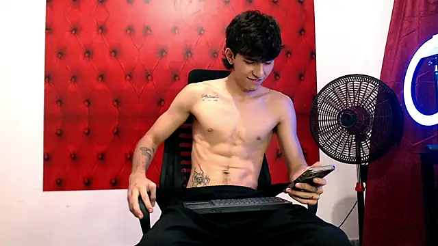 Bryant Connor online show from November 28, 7:22 am