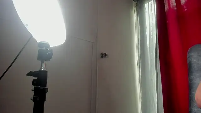 latiin boy21 online show from November 20, 6:18 pm