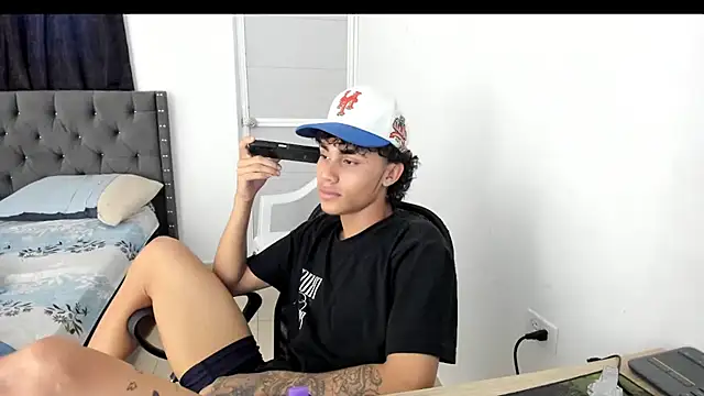 raccon master online show from November 12, 8:57 pm