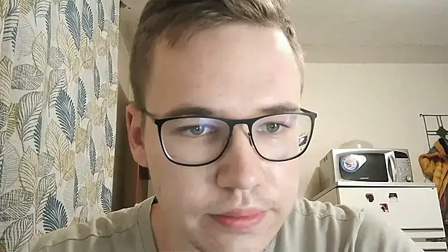 Yminoske online show from November 23, 12:49 pm