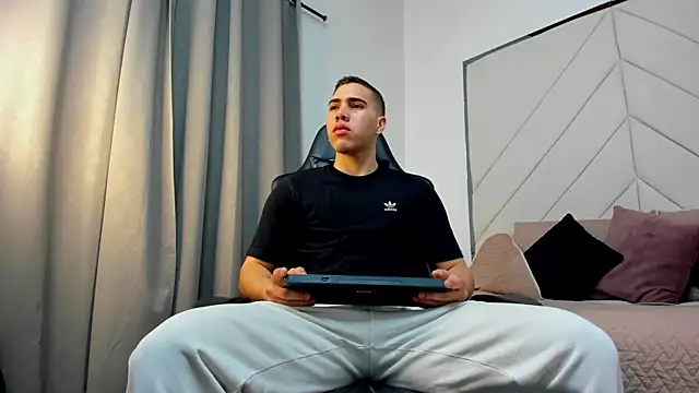 Alan ford online show from November 19, 4:51 pm