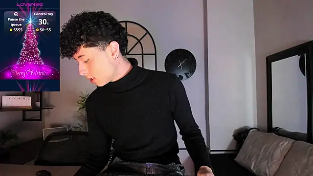 Noah dupont  online show from November 30, 12:51 pm