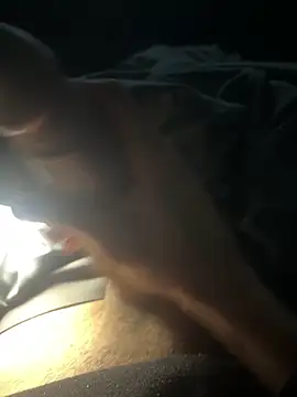 groschibre40100 online show from February 2, 9:45 pm