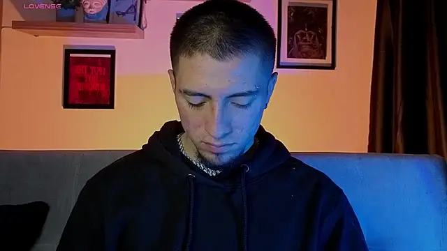 AresMassimoX online show from November 15, 4:14 am