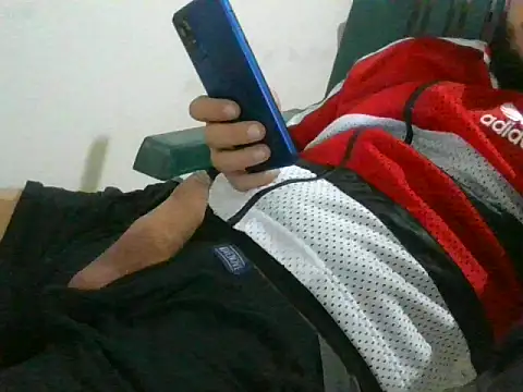 Malessere1922 online show from November 17, 3:31 am