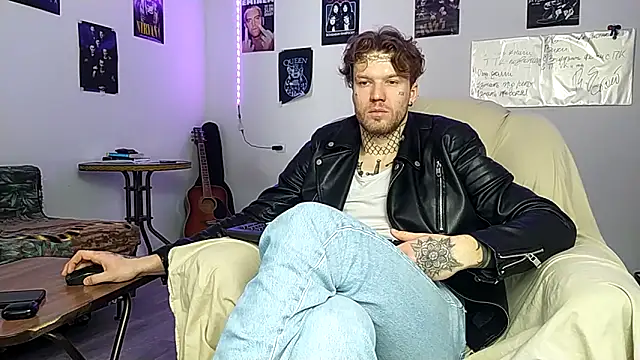 Huntall77 online show from February 8, 6:41 am