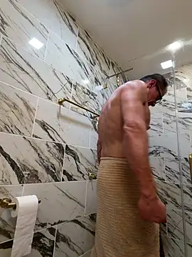 WildFocus online show from April 3, 12:18 am