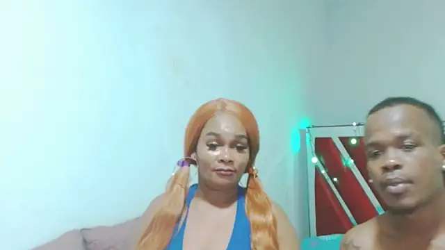 antonela-cris online show from November 12, 6:19 am