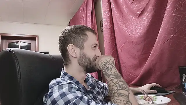 333Alone in theDark777 online show from November 26, 12:02 am