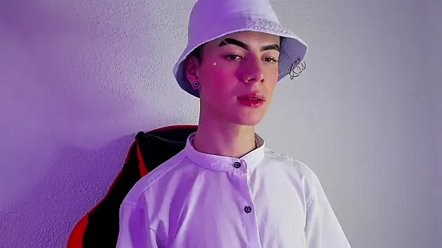 divine philp77 online show from November 20, 11:58 pm