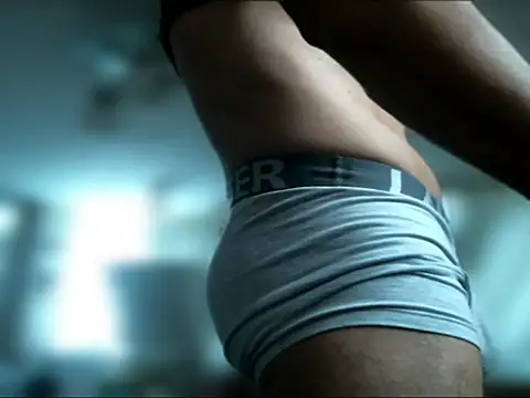 warlockkkkk online show from November 19, 7:47 pm