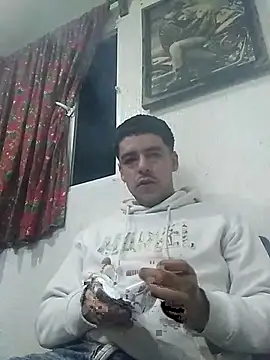 Junior 47 online show from November 25, 5:20 am