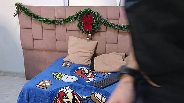 BryanTowers online show from November 18, 2:48 am