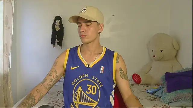 kilyan wow online show from November 18, 10:01 pm