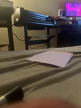 braggacanada online show from March 9, 10:59 pm