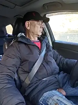 raini14770 online show from February 15, 1:30 pm