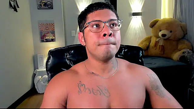 LEONHDZ online show from November 30, 8:44 pm