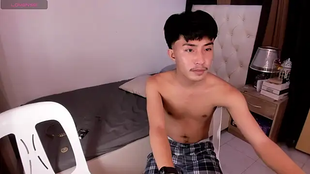 Sweetbigcockboy online show from November 25, 1:02 pm