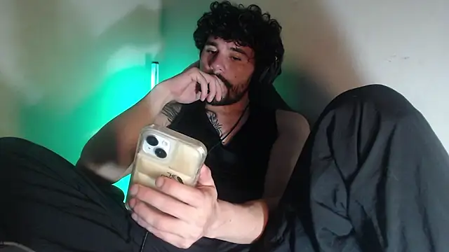 LuciferSantoryu online show from February 3, 5:16 am