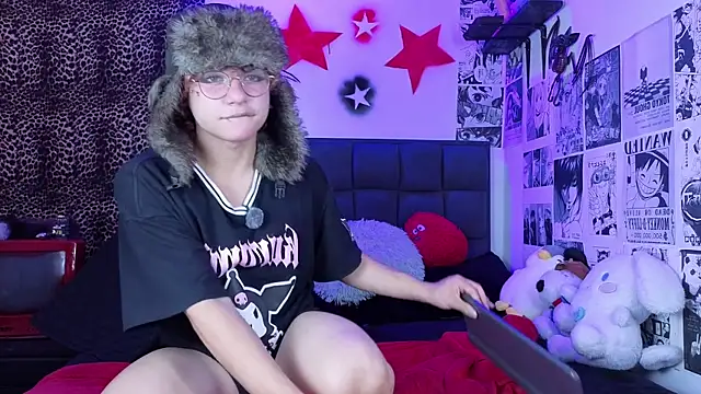 Apolo Ushi online show from November 24, 7:37 pm