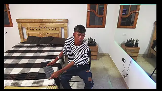 black boy22  online show from November 23, 2:44 am