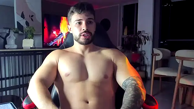 Valenthino Salvatore online show from June 13, 1:03 am