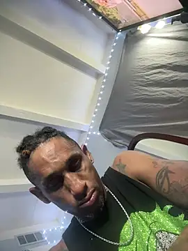 MTheRealrDLlongCrippler online show from March 26, 6:50 am