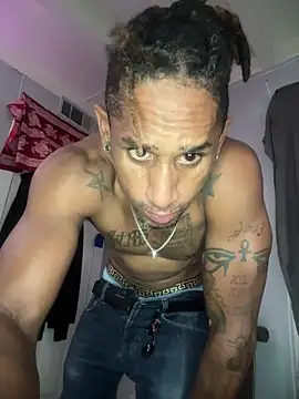 MTheRealrDLlongCrippler online show from April 15, 11:04 pm