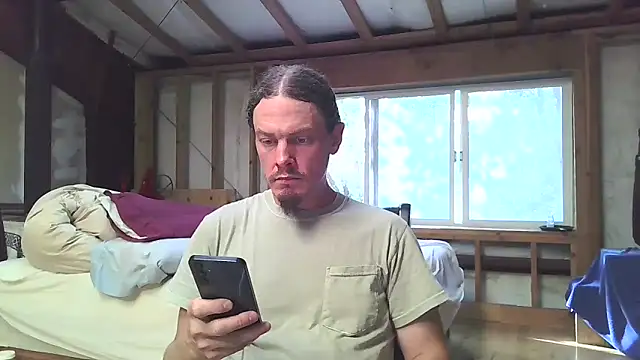 Ruggeddude8 online show from May 11, 12:23 am