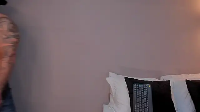 owen seth1 online show from March 10, 2:45 pm