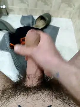 MomentoCaliente00 online show from March 1, 9:03 pm