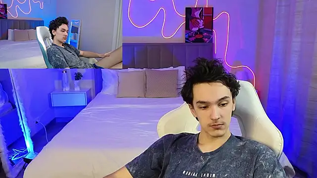 MoonlinSkinn online show from February 16, 1:03 am