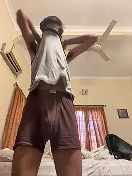 priyansh9283 online show from November 28, 5:54 am