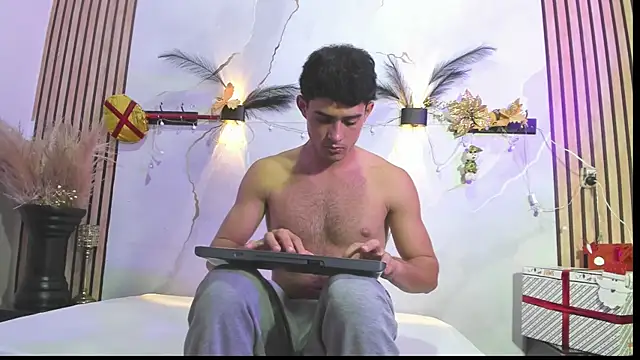 Doland Mio online show from November 29, 2:24 am