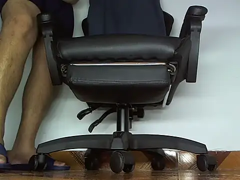 Alphacashmaster777 online show from April 9, 12:00 pm