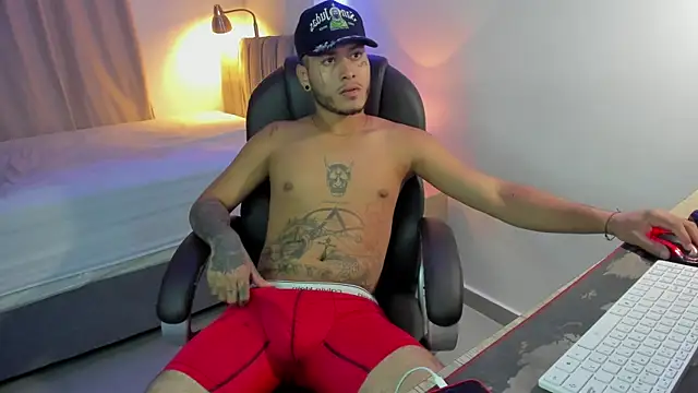 master evil07 online show from November 29, 7:54 am