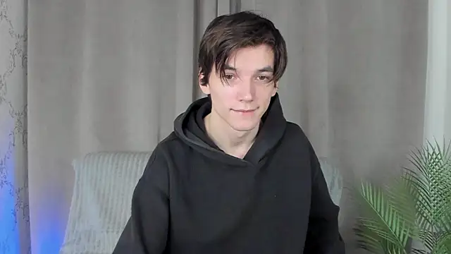 Collin Carp online show from December 3, 11:16 am