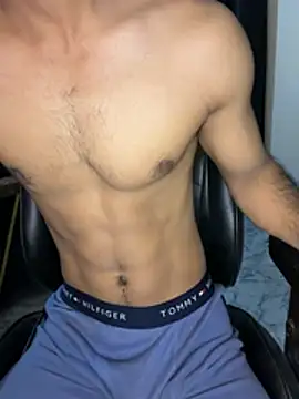 Fitboy07 online show from July 7, 4:11 pm