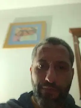 Calientesensible online show from August 8, 3:57 am