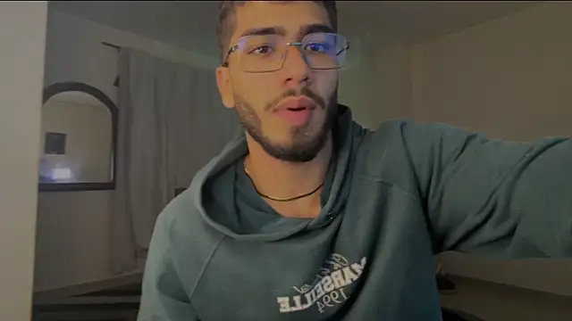 Franco banderas online show from April 15, 8:31 pm