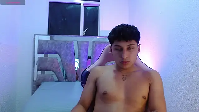 Nickyyho online show from December 1, 2:58 am