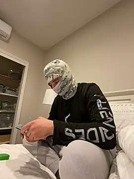 phantom898983 online show from April 5, 7:38 am