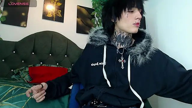 koryu skull online show from December 19, 5:15 am