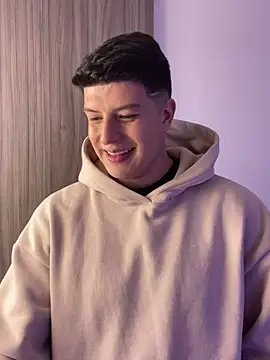 Goldenknight33 online show from February 13, 4:12 pm